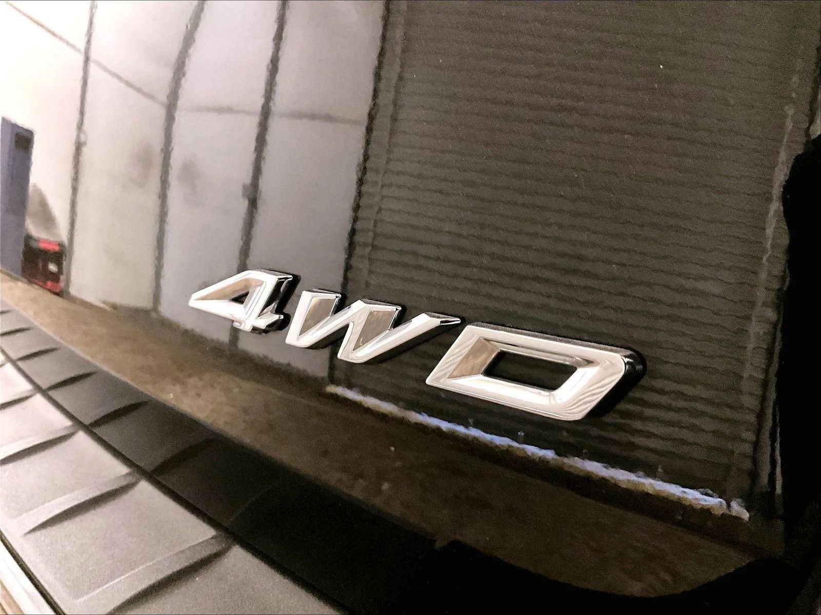 Certified 2021 Ford Explorer XLT w/ Equipment Group 202A image 13