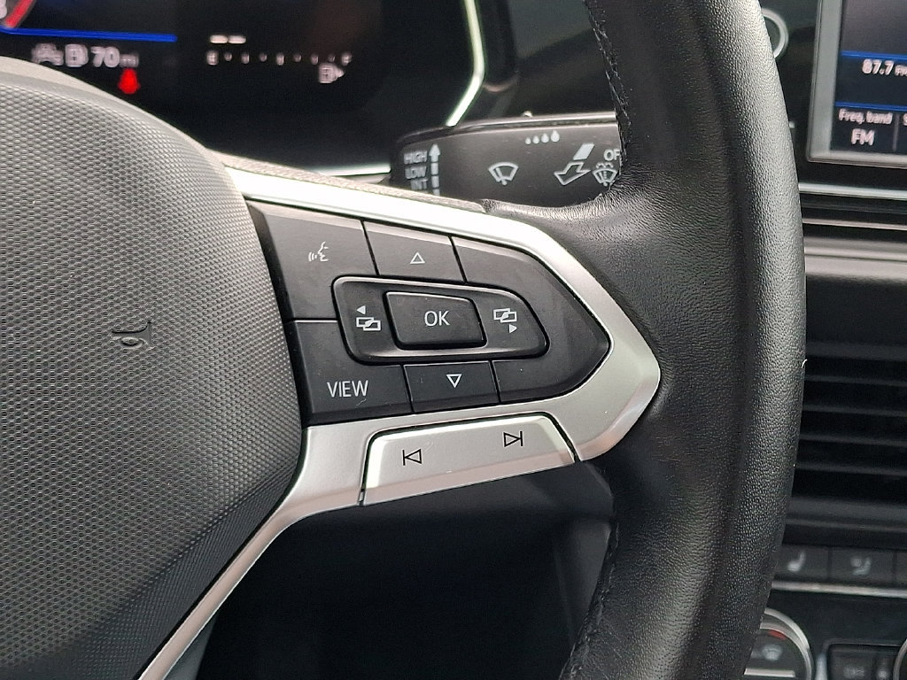 Used 2023 Volkswagen Jetta SE FWD image 22