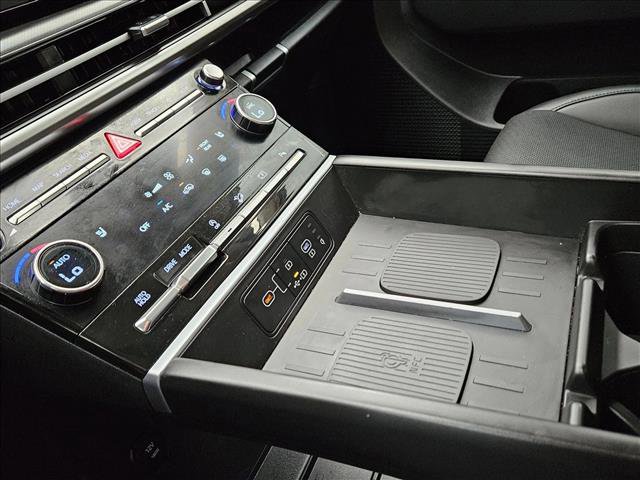 Used 2024 Hyundai Santa Fe SEL FWD image 15