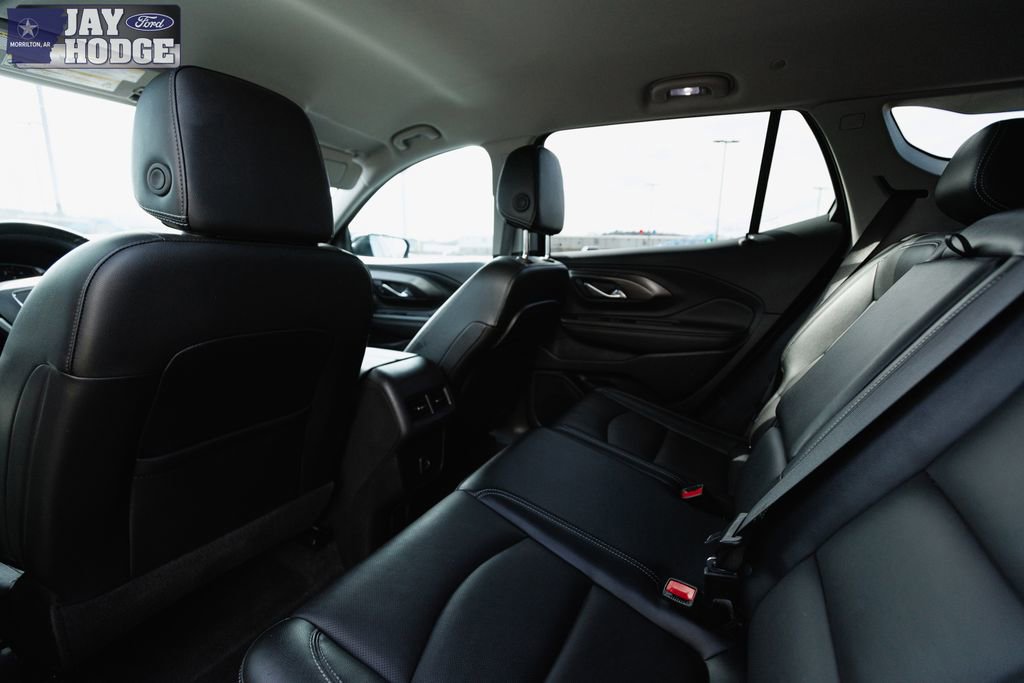 Used 2024 GMC Terrain SLT image 7