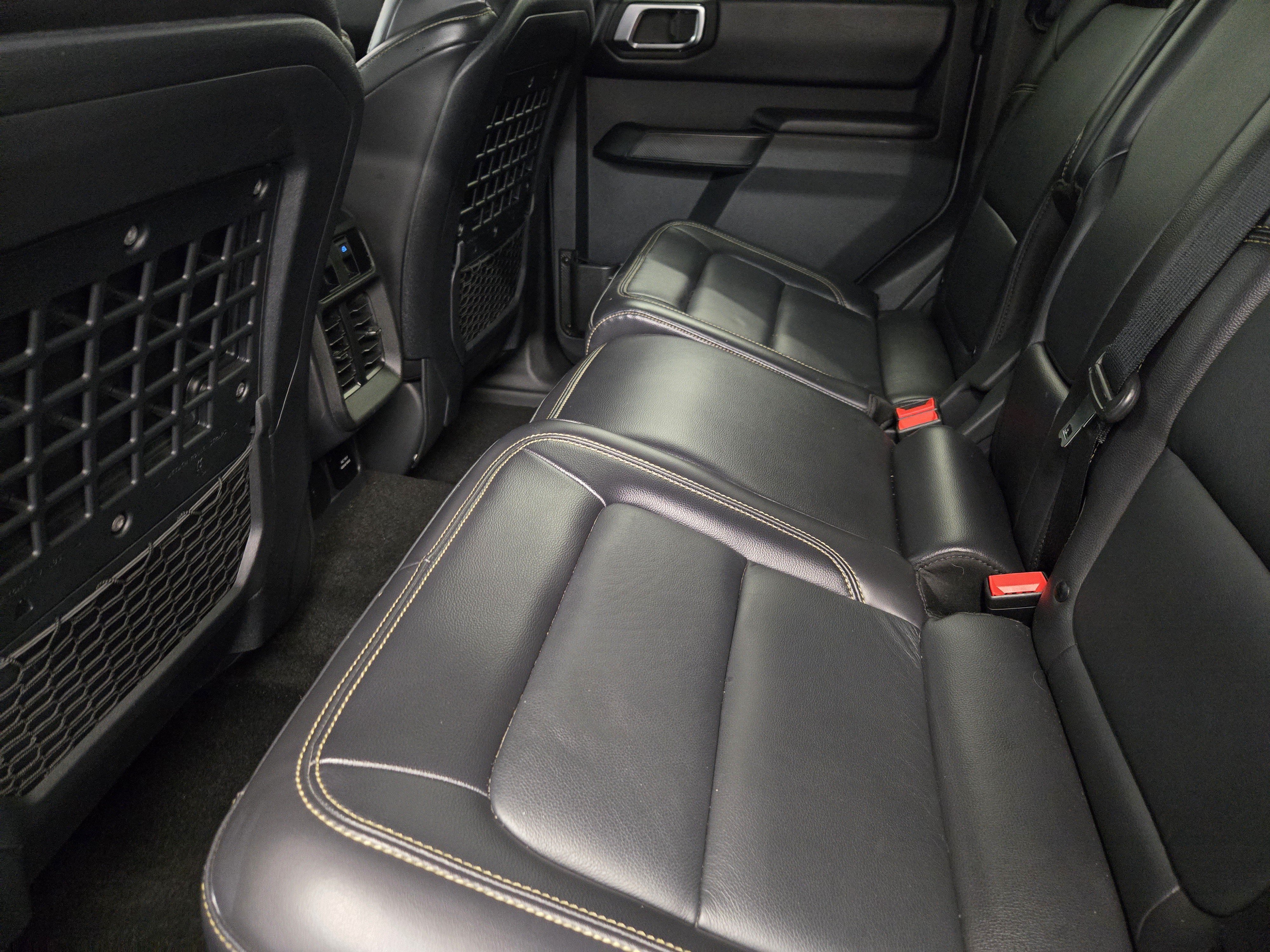 Certified 2025 Ford Bronco Badlands AWD/4WD image 29