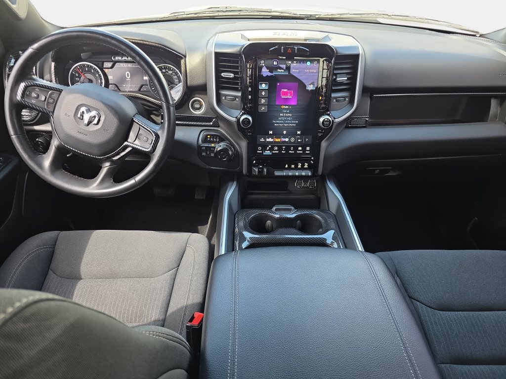Used 2022 RAM 1500 Big Horn AWD/4WD image 9