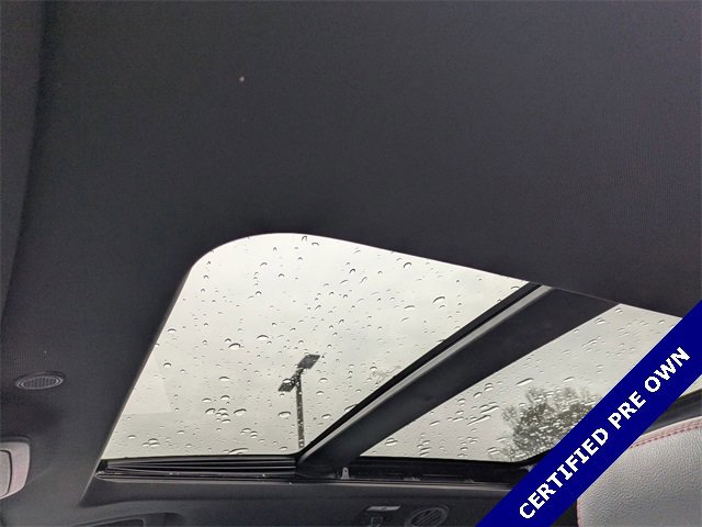 Certified 2023 Ford Explorer ST-Line w/ Class IV Trailer Tow Package image 29