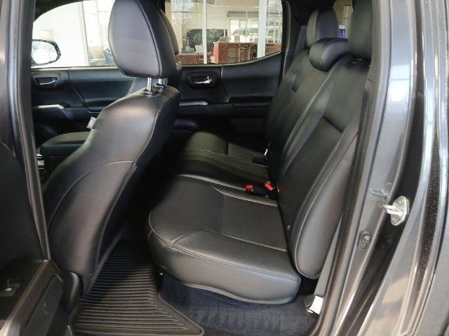 Used 2021 Toyota Tacoma Limited w/ Nightshade Package image 10