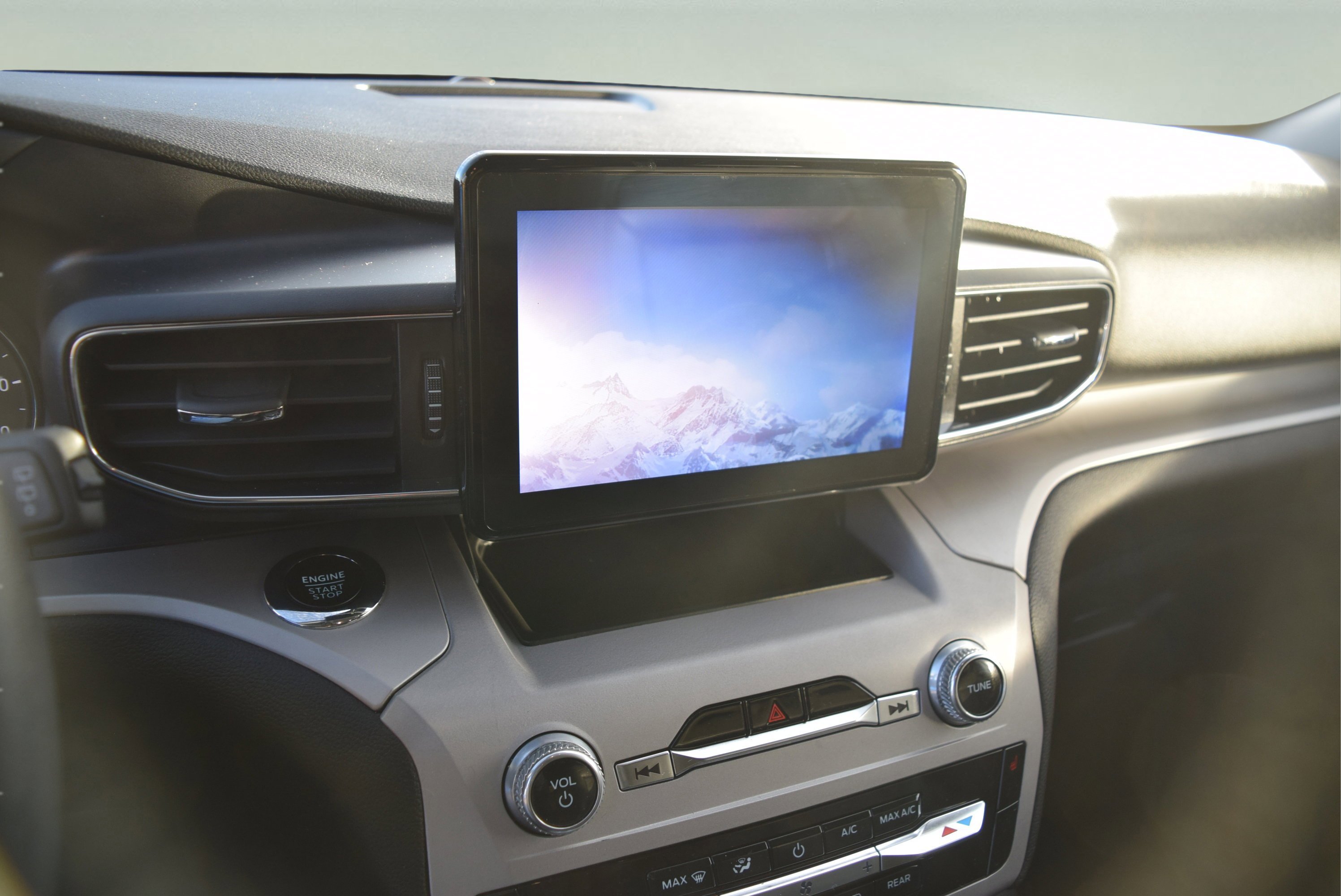 Certified 2023 Ford Explorer XLT w/ Equipment Group 202A image 11