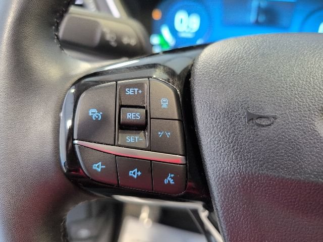 Certified 2024 Ford Escape Platinum AWD/4WD image 18