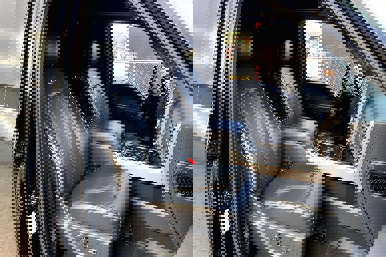 Certified 2022 Ford F450 Platinum w/ FX4 Off-Road Package image 9