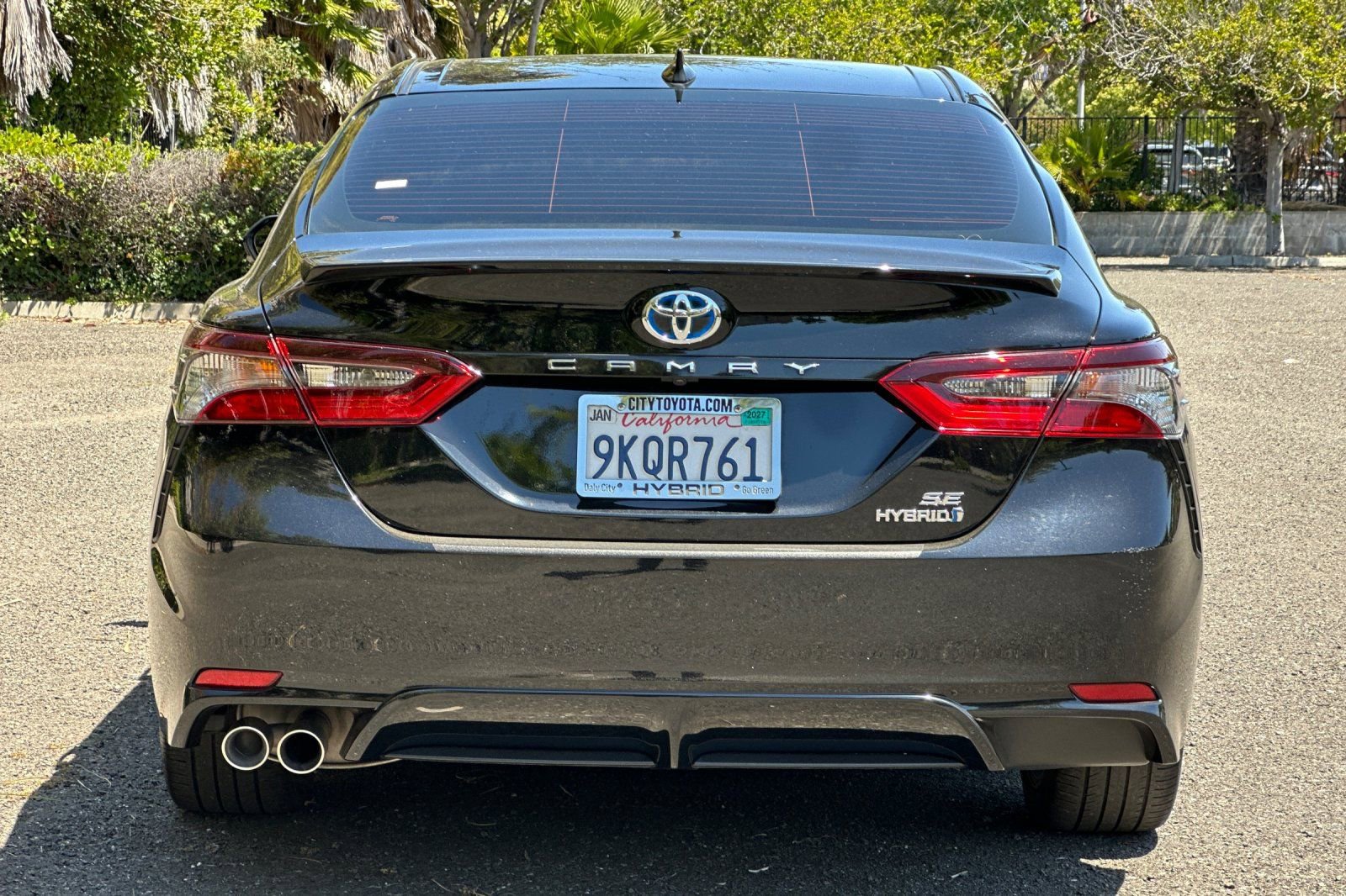 Used 2024 Toyota Camry SE w/ Audio Upgrade Package FWD image 4
