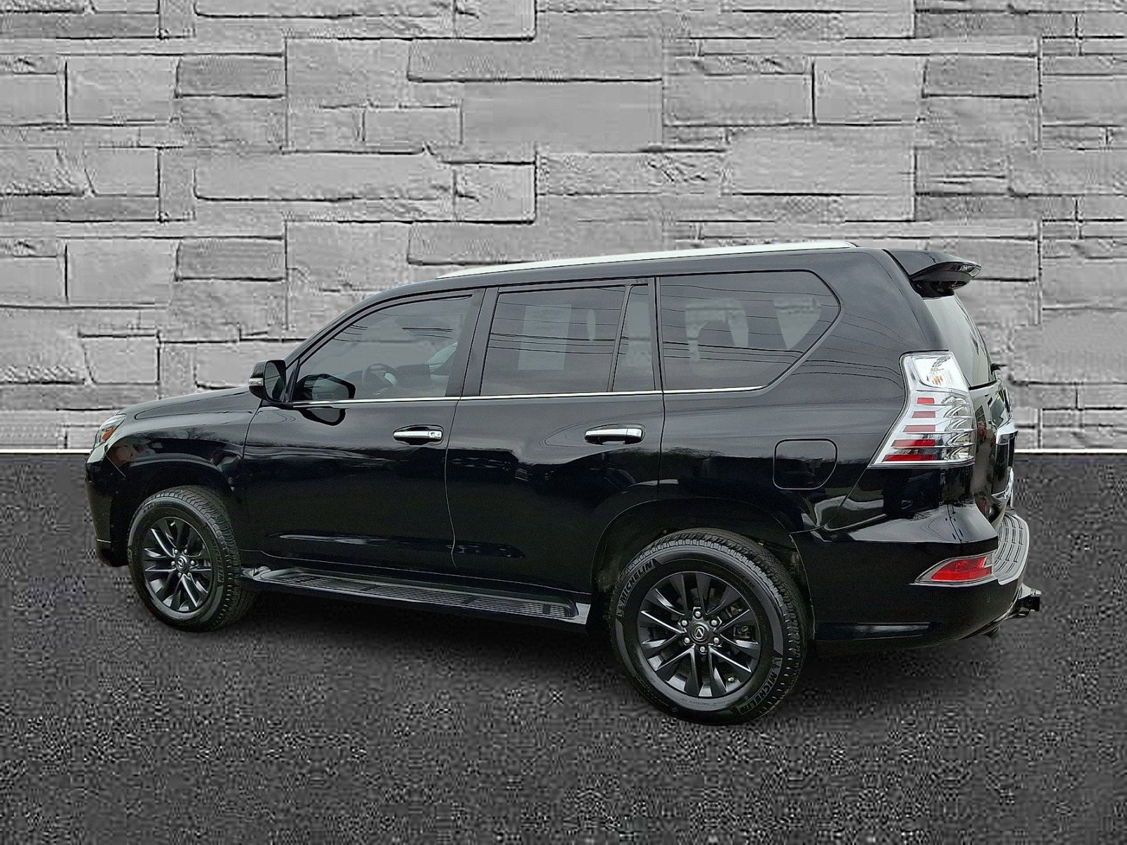 Used 2023 Lexus GX 460 Premium w/ Premium Package image 7