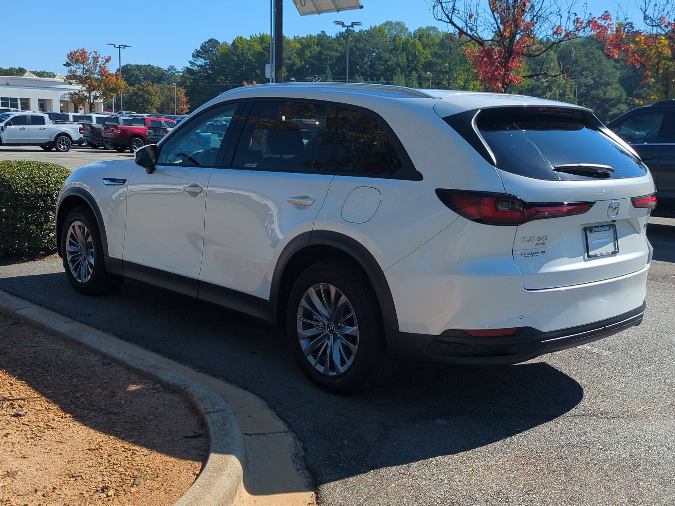 Used 2025 MAZDA CX-90 3.3 Turbo w/ Preferred Package AWD/4WD image 5