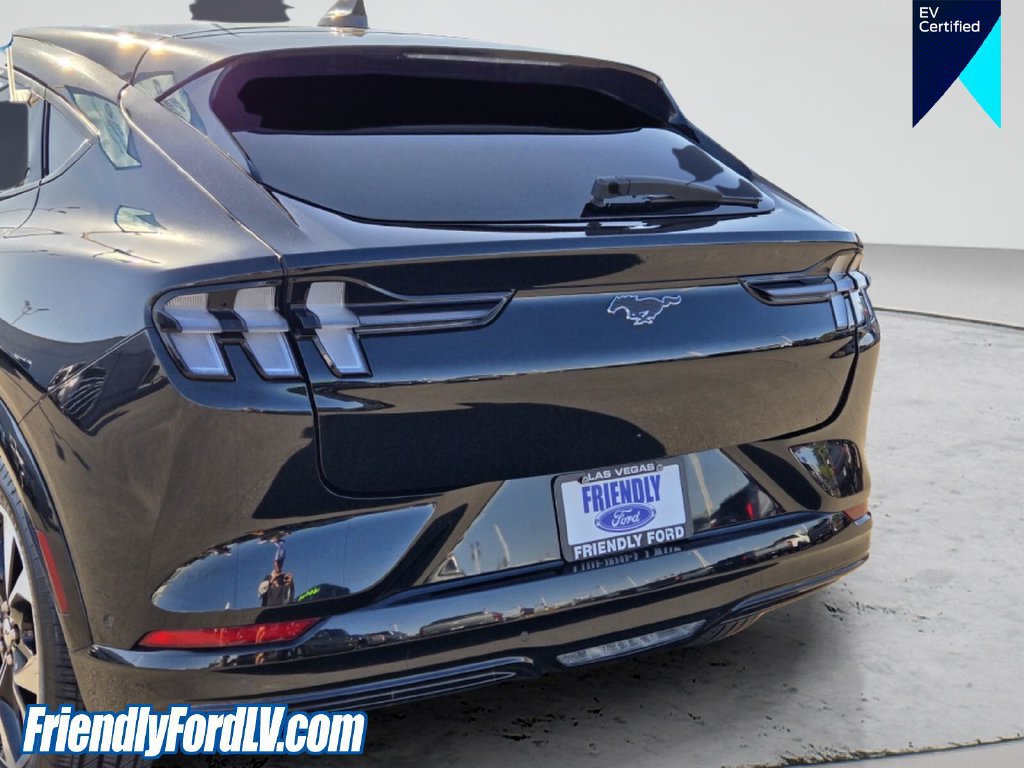 Certified 2023 Ford Mustang Mach-E Premium AWD/4WD image 5