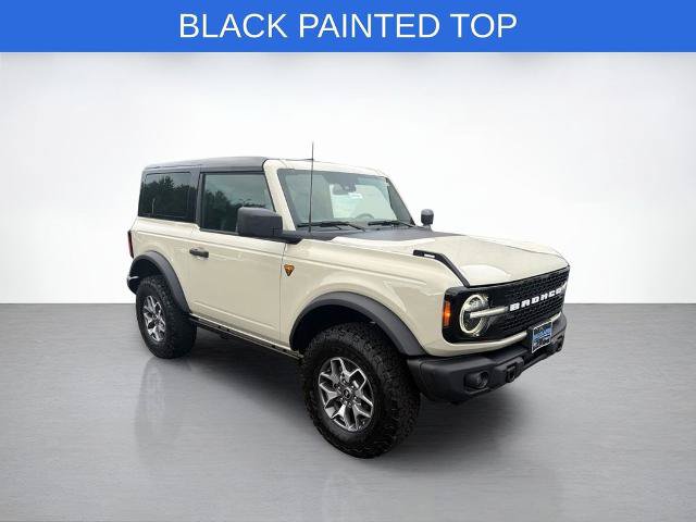 Certified 2025 Ford Bronco Badlands AWD/4WD image 2