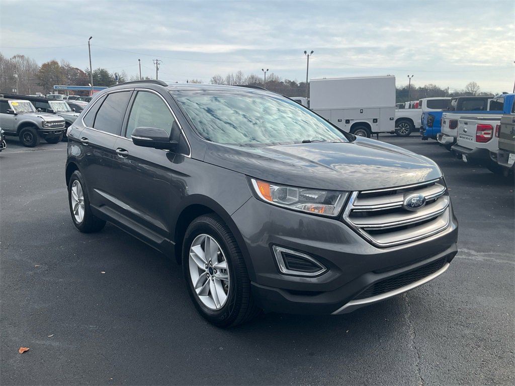 Certified 2017 Ford Edge SEL w/ Equipment Group 201A image 3