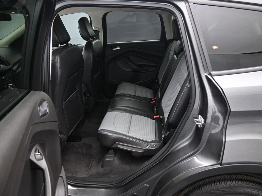 Certified 2019 Ford Escape SE image 47