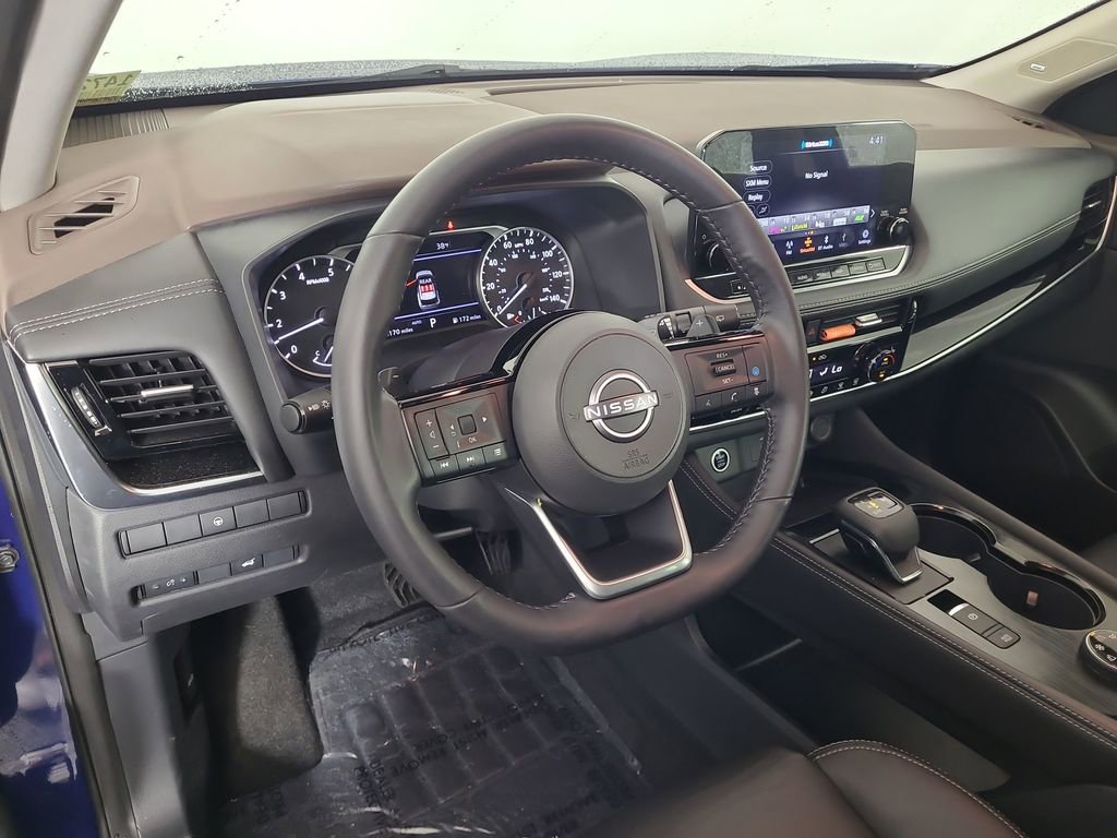 Used 2023 Nissan Rogue SL w/ SL Premium Package AWD/4WD image 14