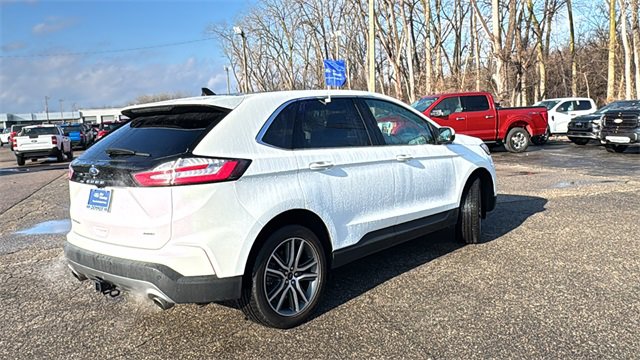 Certified 2024 Ford Edge Titanium w/ Equipment Group 301A image 4