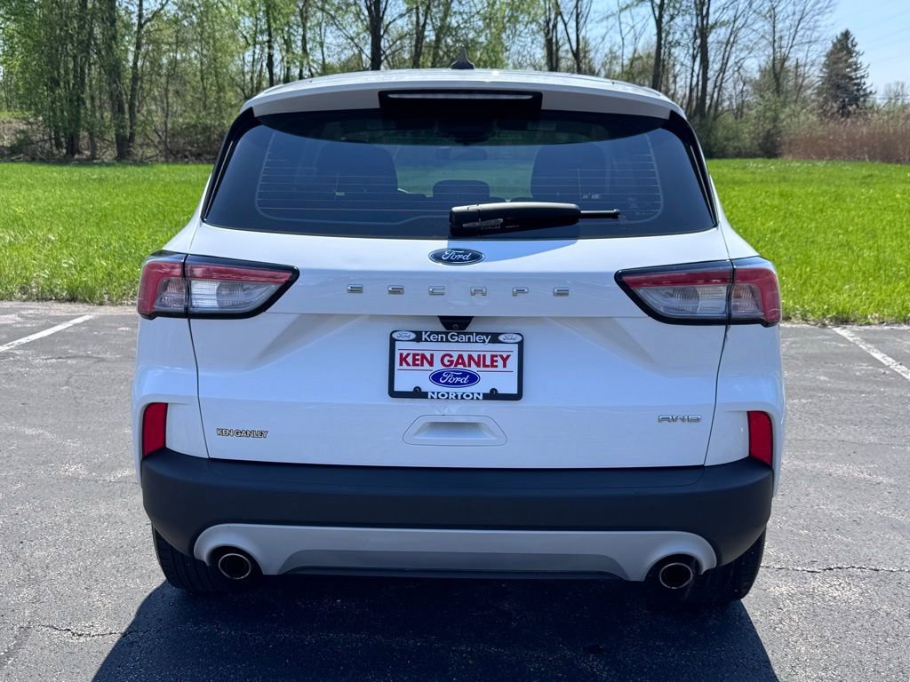 Certified 2022 Ford Escape S AWD/4WD image 10
