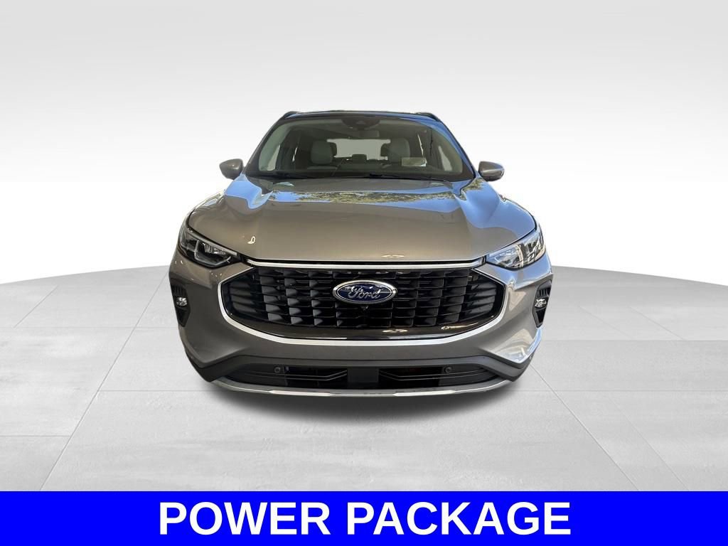 Certified 2024 Ford Escape SE w/ PHEV Premium Package FWD image 10