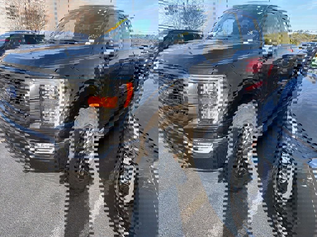 Certified 2023 Ford F150 XLT w/ Equipment Group 302A High image 5