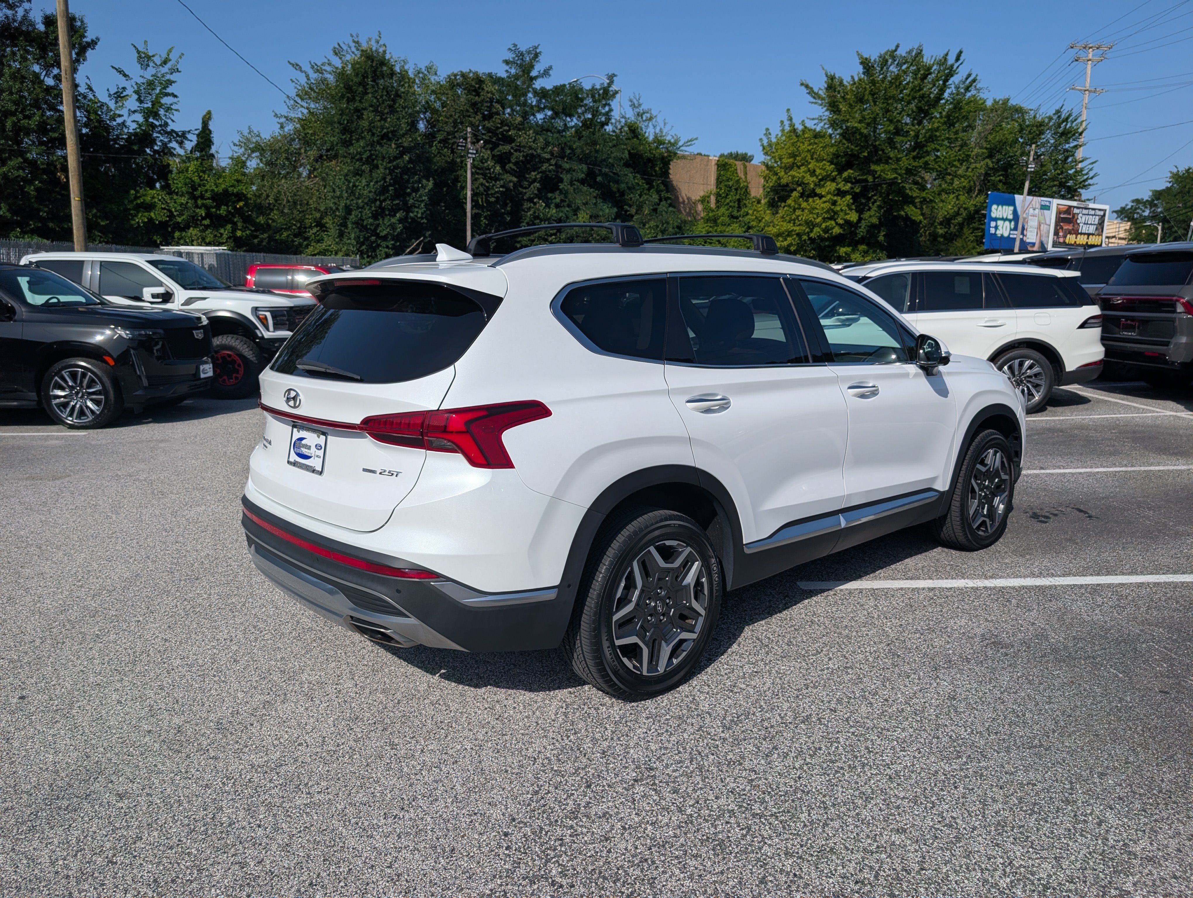 Used 2021 Hyundai Santa Fe Limited w/ Cargo Package AWD/4WD image 7