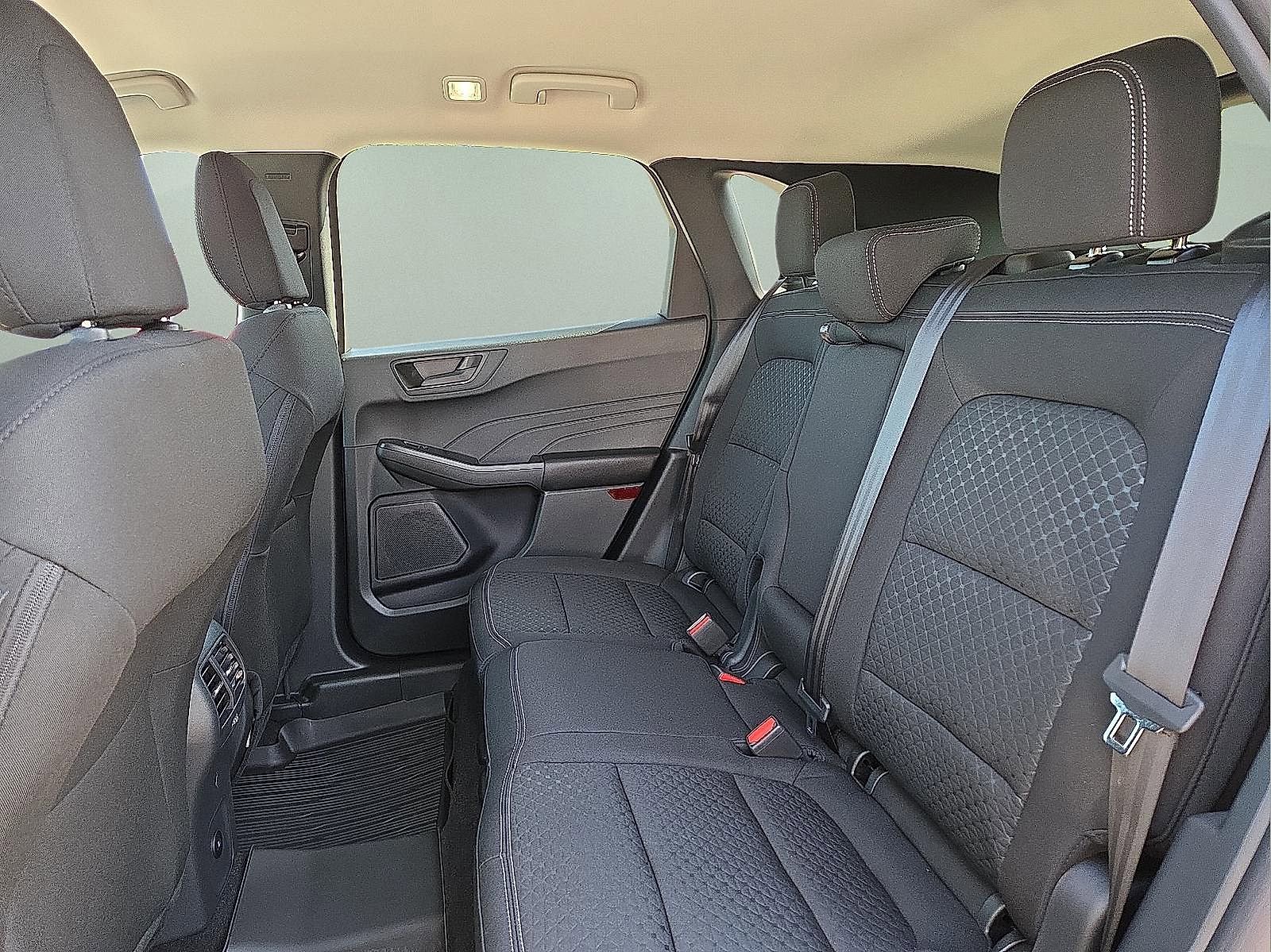 Certified 2025 Ford Escape Active FWD image 10