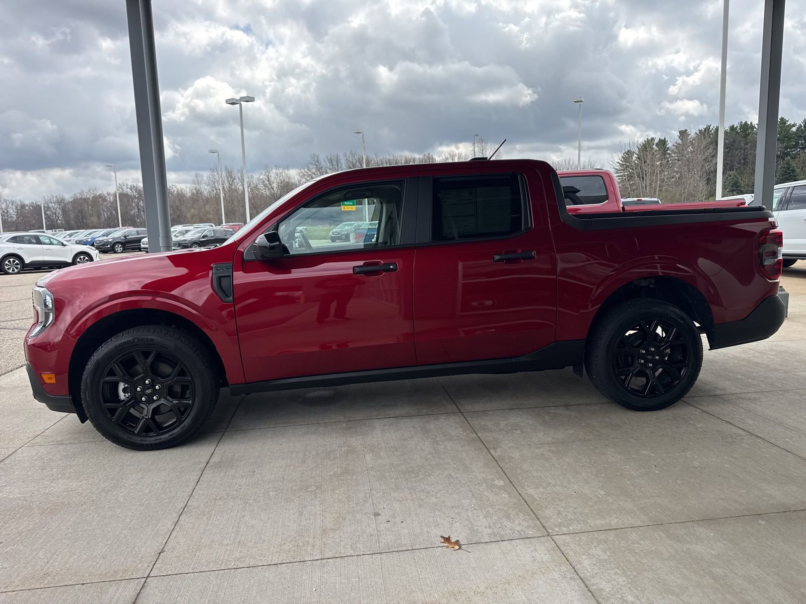 Certified 2025 Ford Maverick XLT w/ Equipment Group 301A image 4