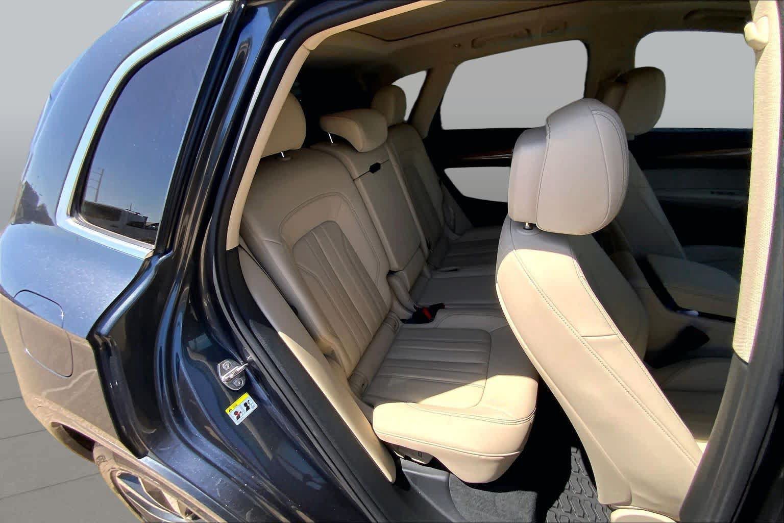 Used 2022 Audi Q5 2.0T Premium Plus AWD/4WD image 20