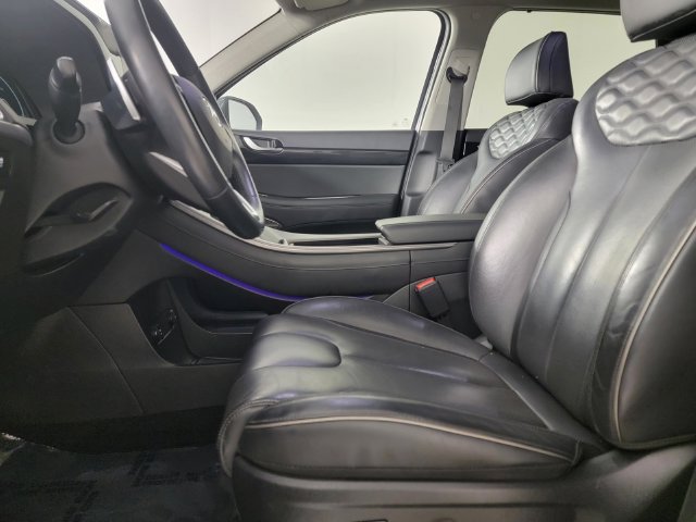 Used 2022 Hyundai Palisade Limited w/ Winter Package AWD/4WD image 13