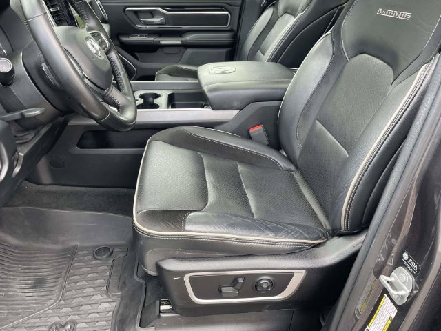 Used 2021 RAM 1500 Laramie AWD/4WD image 19