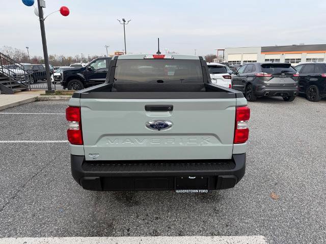 Certified 2024 Ford Maverick XL image 4