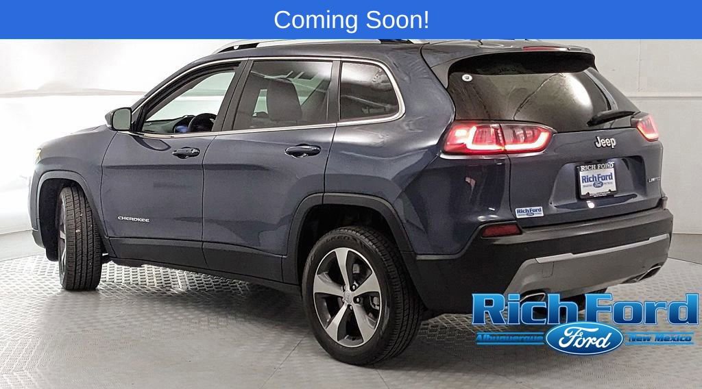 Used 2021 Jeep Cherokee Limited w/ Elite Package FWD image 4
