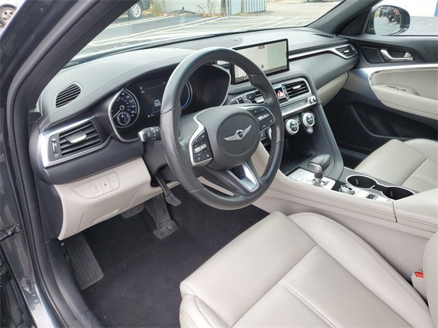 Used 2022 Genesis G70 2.0T image 12