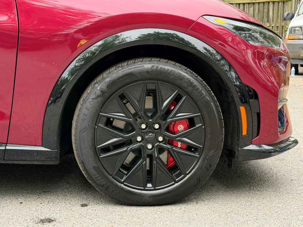 Certified 2025 Ford Mustang Mach-E Premium w/ Sport Appearance Package AWD/4WD image 9