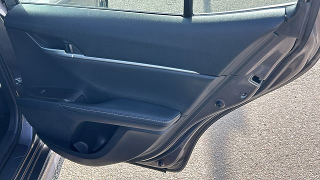Used 2023 Toyota Camry XSE image 12