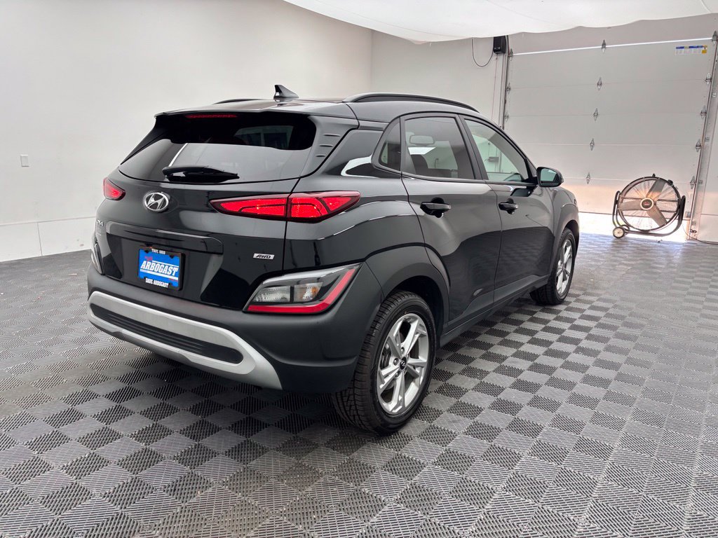 Used 2023 Hyundai Kona SEL w/ Cargo Package AWD/4WD image 8