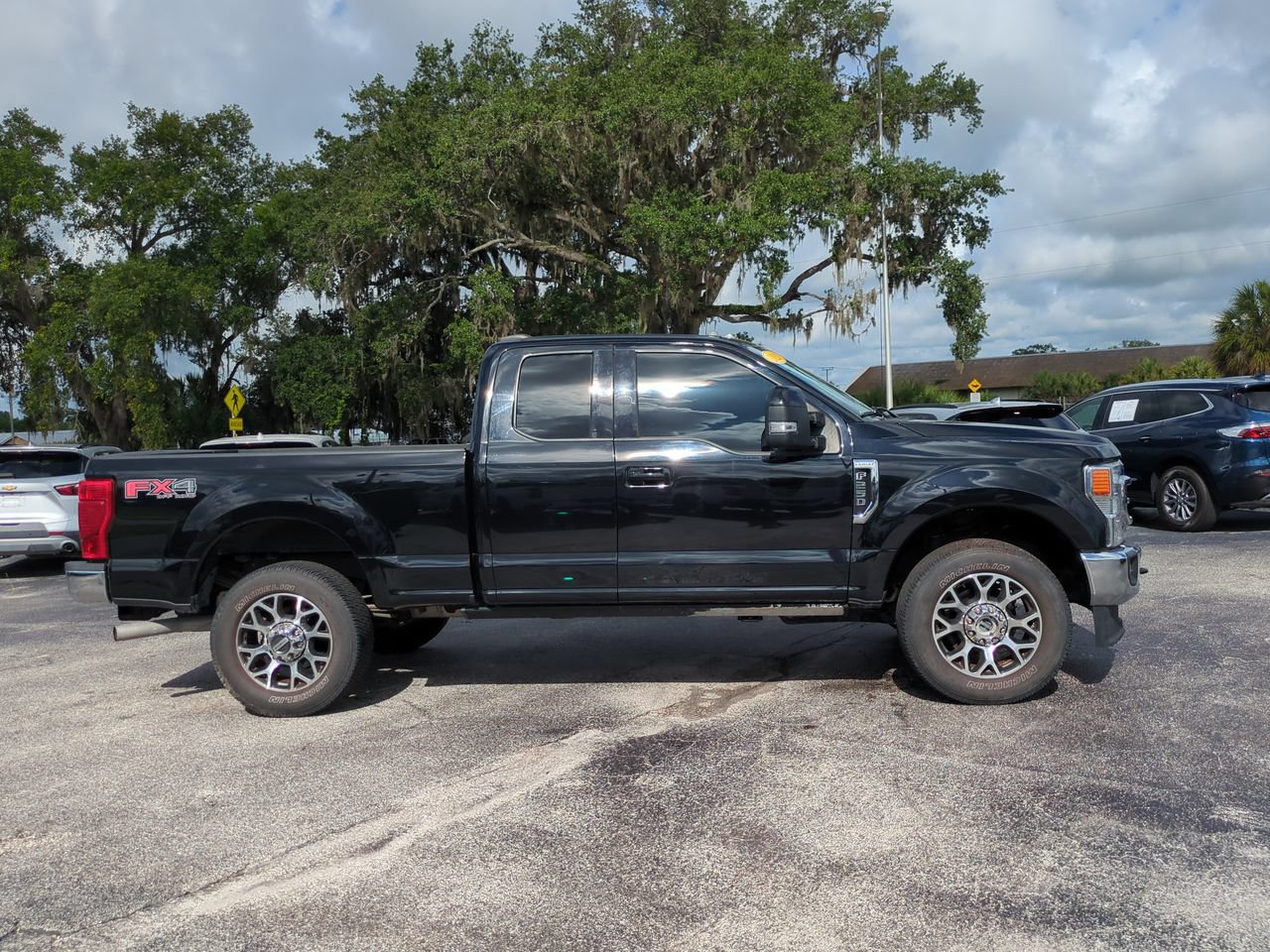 Certified 2021 Ford F250 Lariat w/ Lariat Value Package AWD/4WD image 3