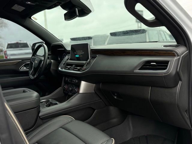 Used 2024 Chevrolet Tahoe Premier AWD/4WD image 18