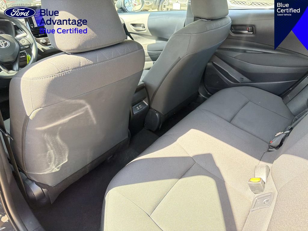 Used 2025 Toyota Corolla LE FWD image 11