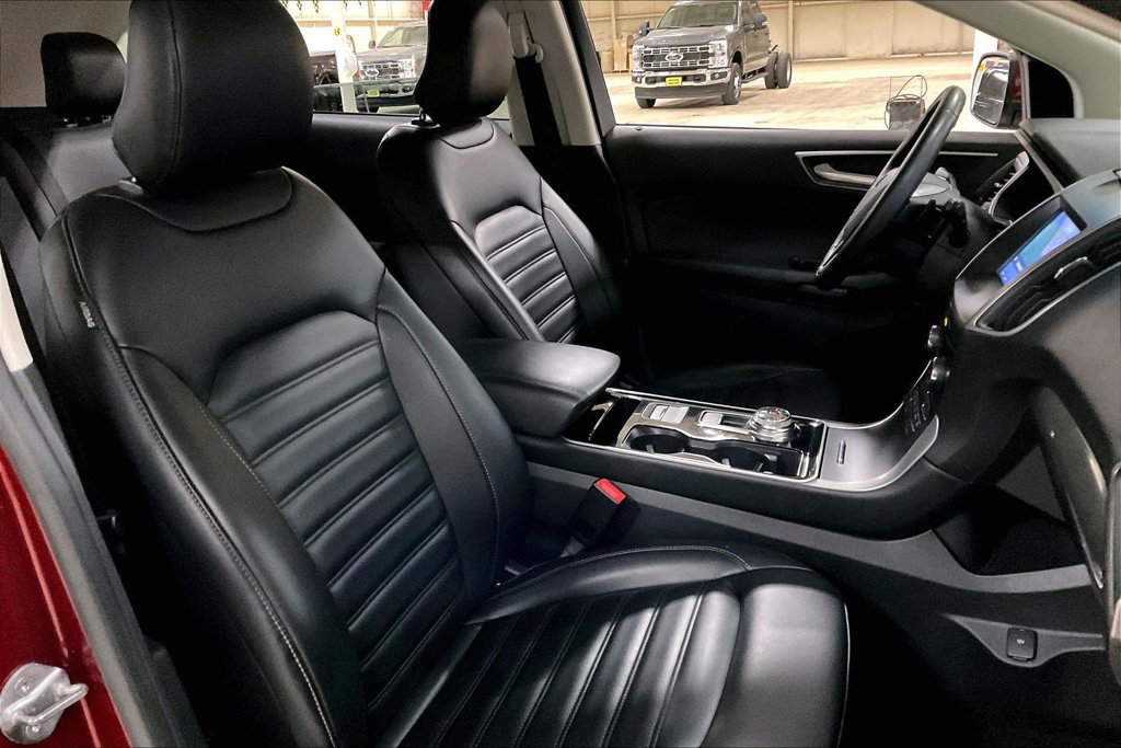 Certified 2019 Ford Edge SEL w/ Equipment Group 201A AWD/4WD image 7