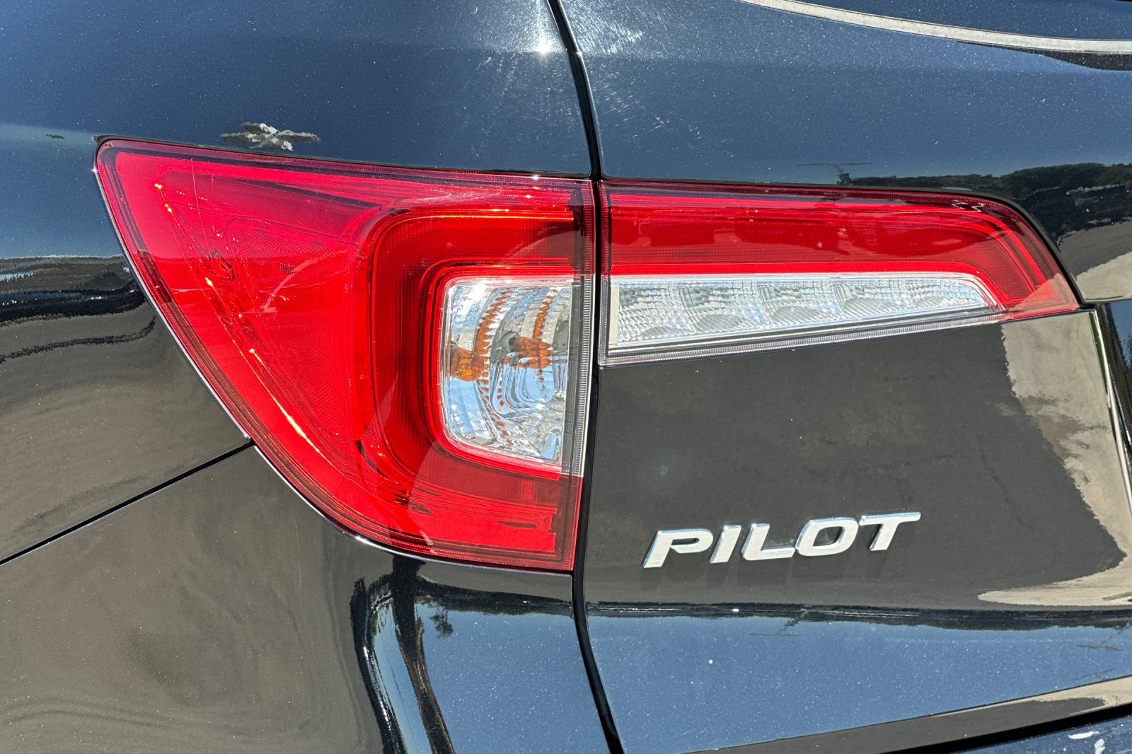 Used 2022 Honda Pilot Touring image 27