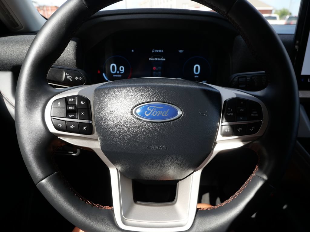 Certified 2025 Ford Explorer Active w/ Active Comfort Package AWD/4WD image 25