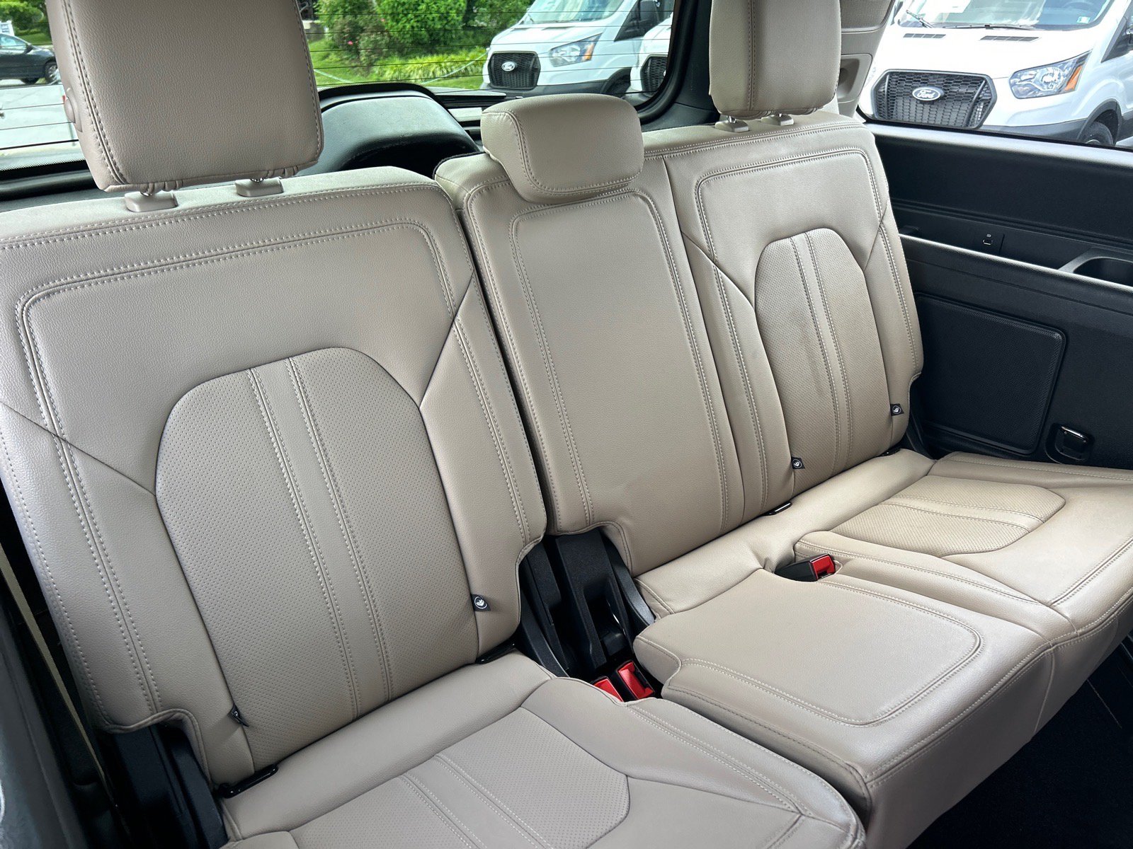 Certified 2022 Ford Expedition Limited AWD/4WD image 26