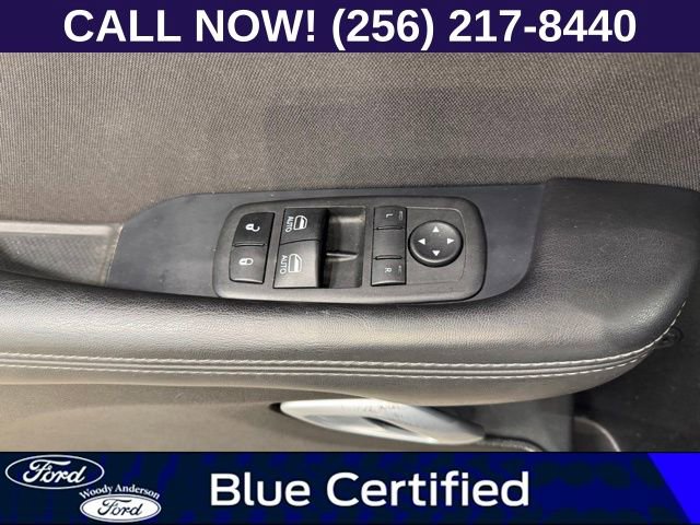 Used 2023 Dodge Challenger SXT RWD image 21