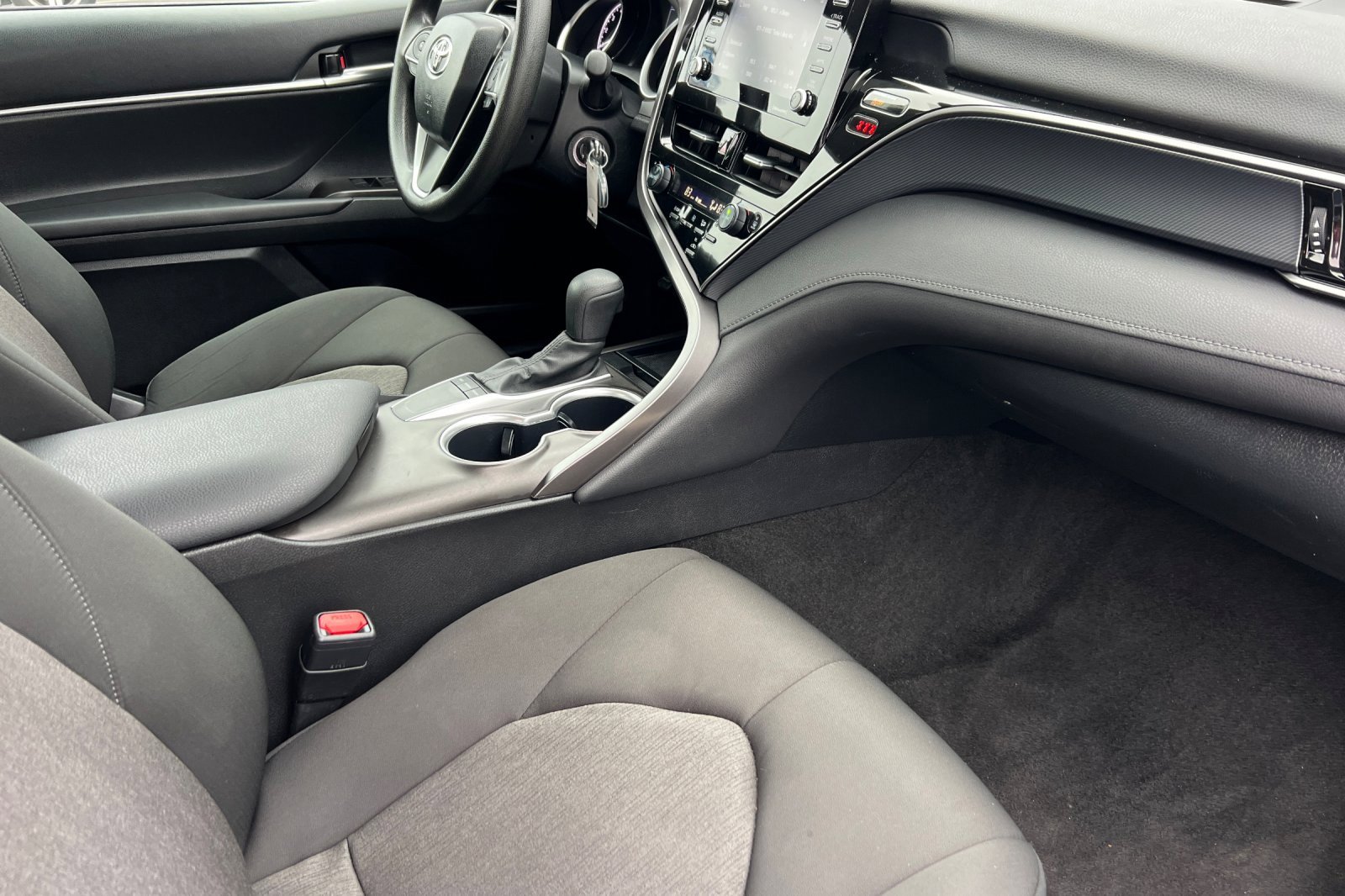 Used 2024 Toyota Camry LE image 16