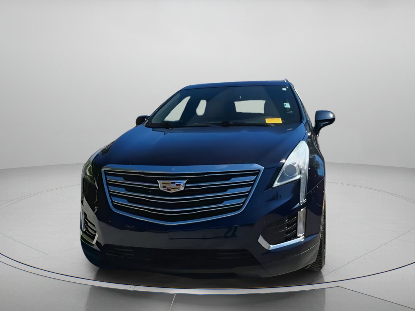 Used 2017 Cadillac XT5 Luxury w/ Driver Awareness Package image 2