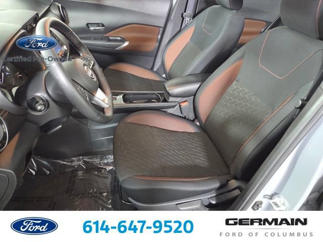 Used 2023 Nissan Kicks SR w/ Interior Electronics Package FWD image 18