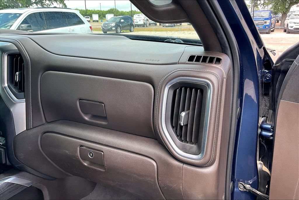 Used 2019 Chevrolet Silverado 1500 LTZ w/ LTZ Premium Package RWD image 23