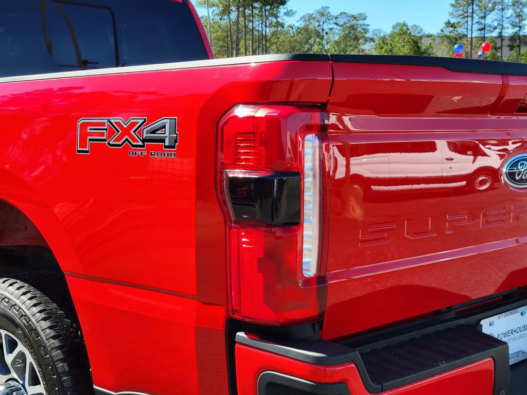 Certified 2023 Ford F250 Lariat w/ Lariat Ultimate Package image 11