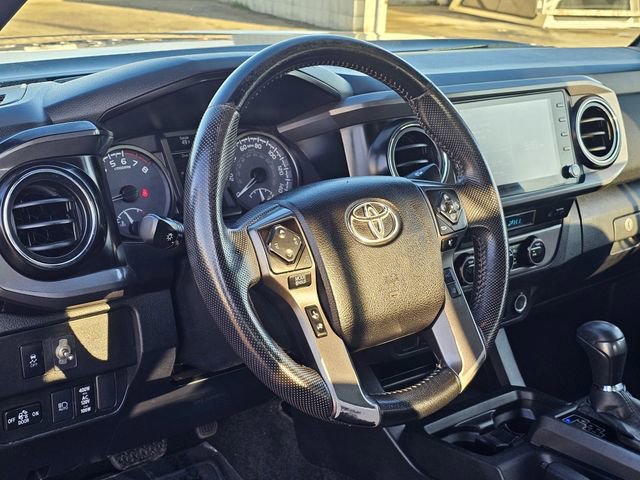 Used 2021 Toyota Tacoma TRD Off-Road image 21