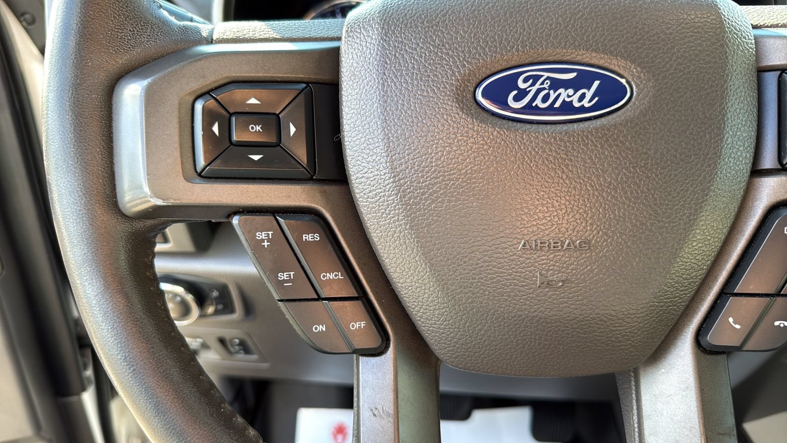 Certified 2018 Ford Expedition XLT w/ Equipment Group 202A RWD image 16